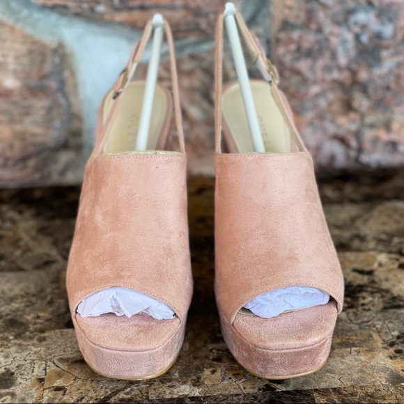 NEW  GUESS Caleesy Platform Dress Sandals - Picture 9 of 12